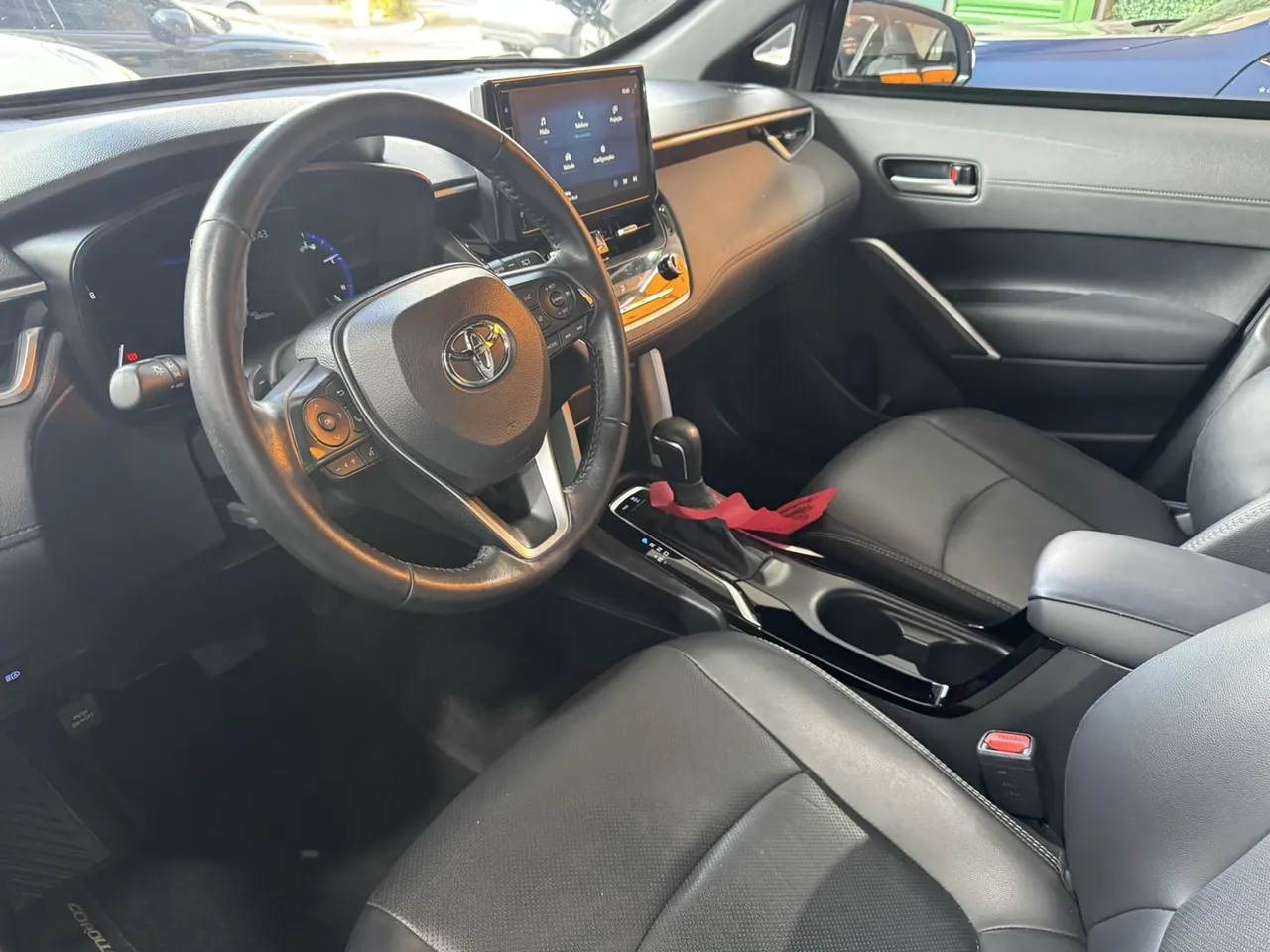 Toyota Corolla Cross à venda na GBC Car - foto 4 de 8