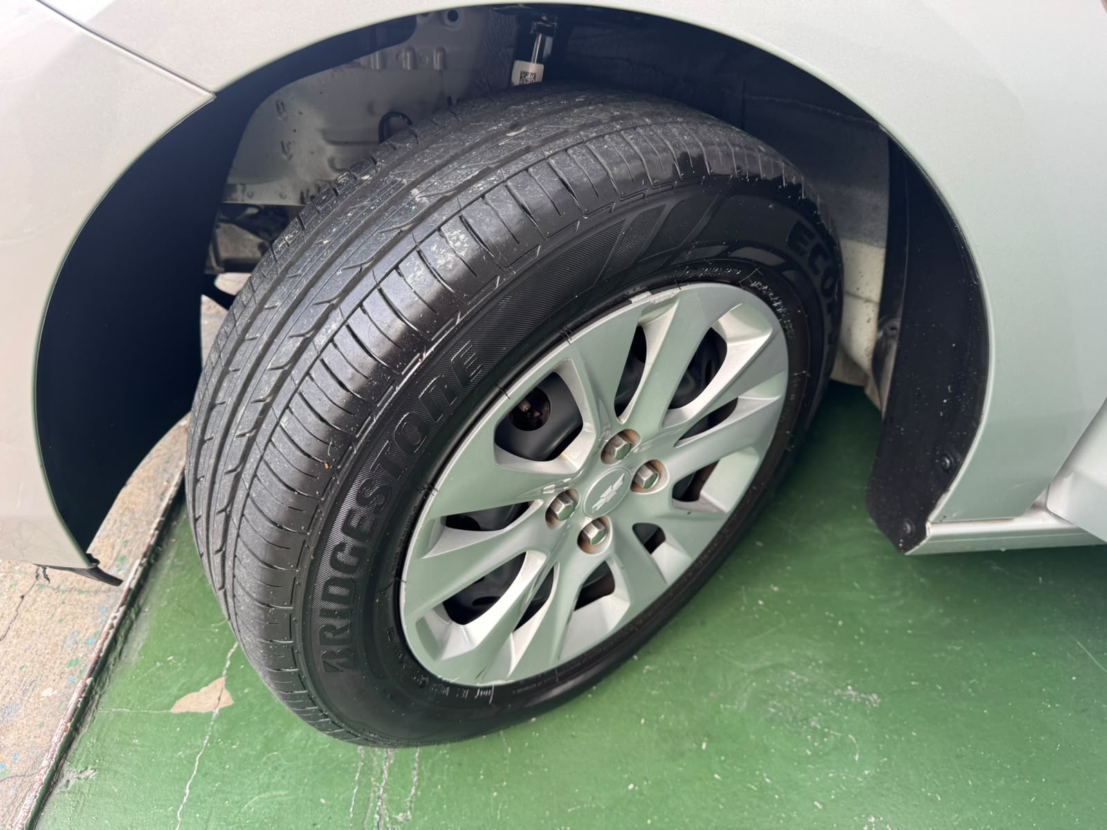 ONIX 1.0 TURBO 2022 UNICO DONO à venda na GBC Car - foto 23 de 24