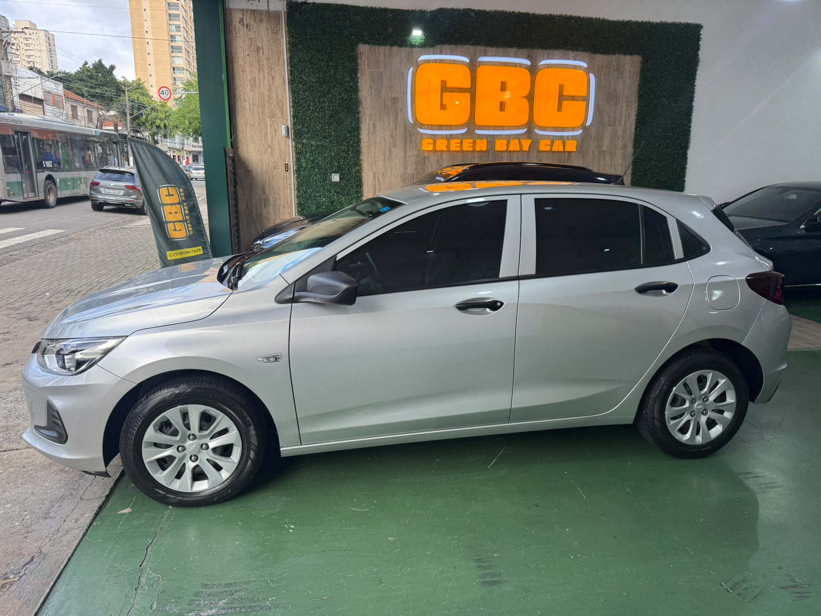 ONIX 1.0 TURBO 2022 UNICO DONO à venda na GBC Car - foto 13 de 24