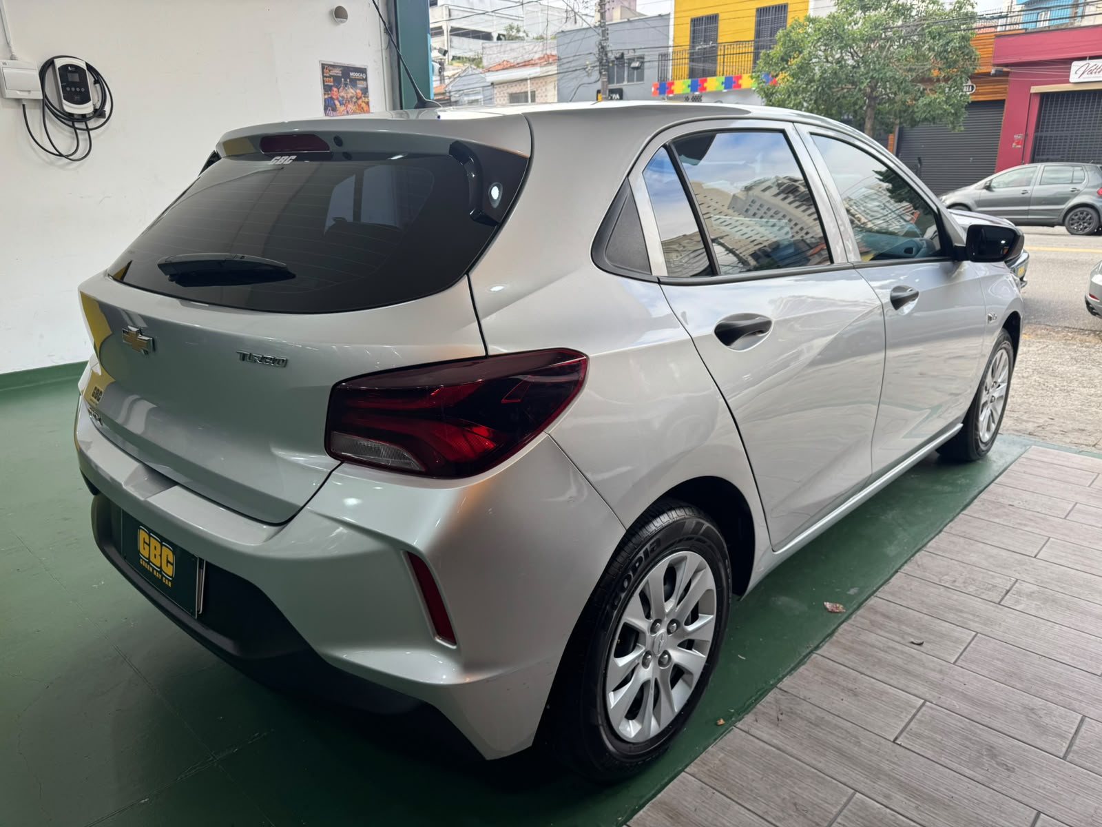 ONIX 1.0 TURBO 2022 UNICO DONO à venda na GBC Car - foto 15 de 24