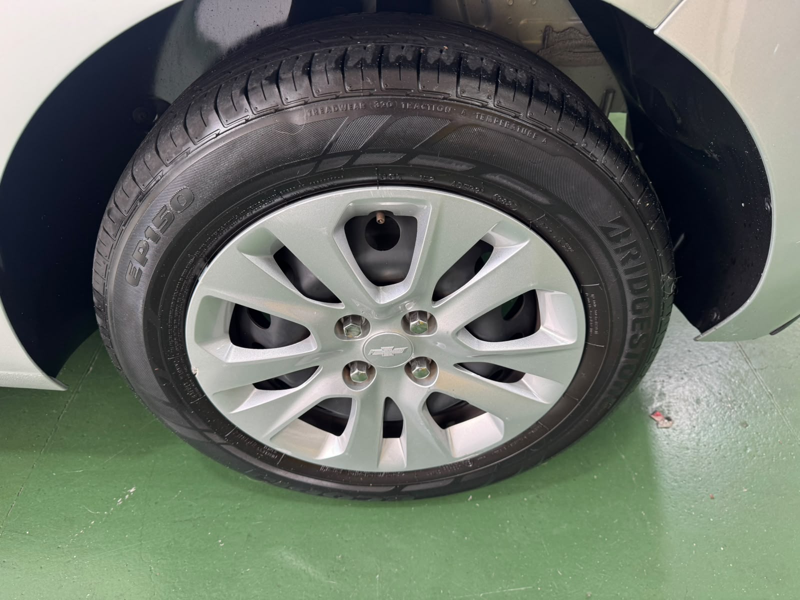 ONIX 1.0 TURBO 2022 UNICO DONO à venda na GBC Car - foto 20 de 24
