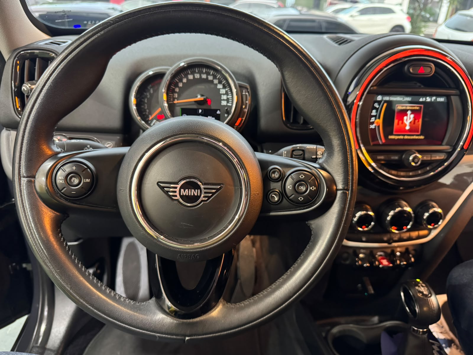 MINI COOPER COUNTRYMAN 2.0 S à venda na GBC Car - foto 5 de 19