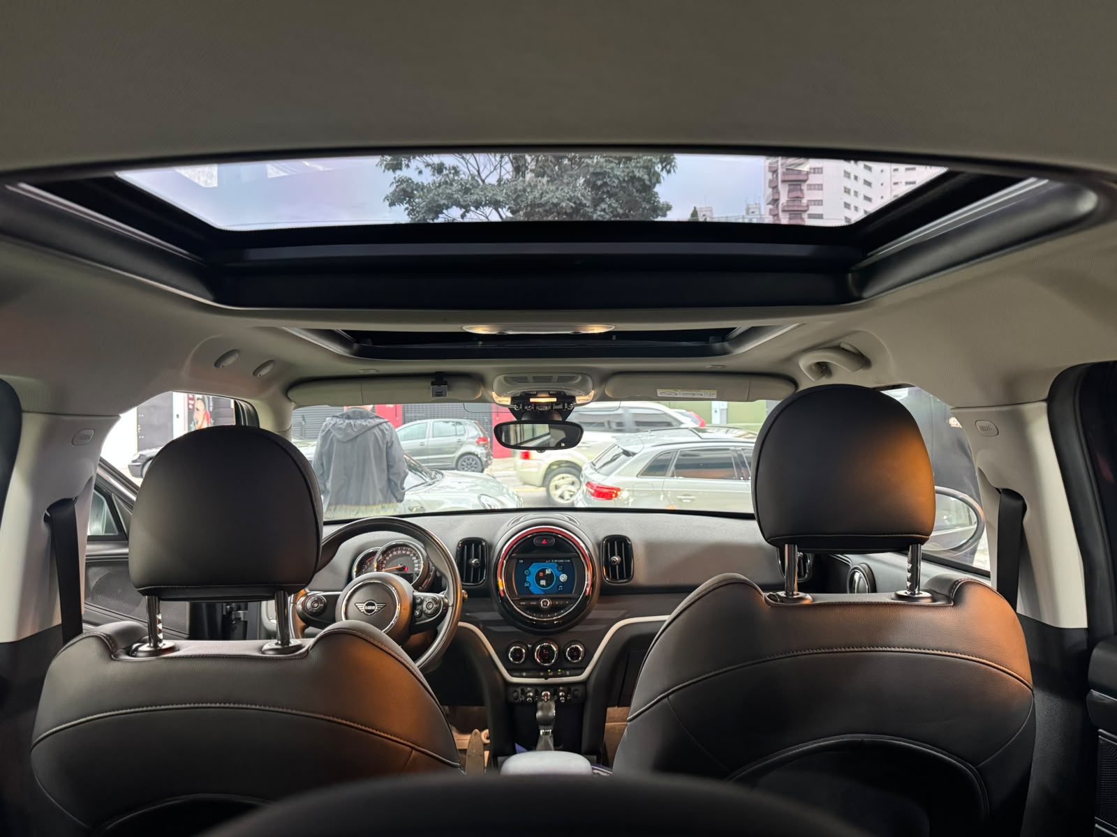 MINI COOPER COUNTRYMAN 2.0 S à venda na GBC Car - foto 3 de 19