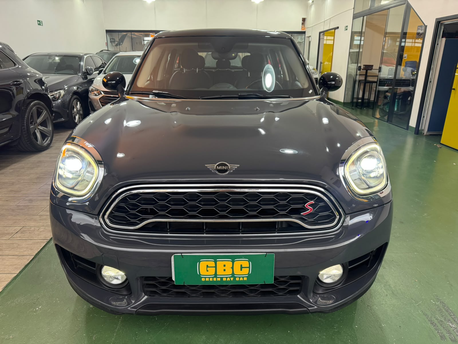 MINI COOPER COUNTRYMAN 2.0 S à venda na GBC Car - foto 14 de 19