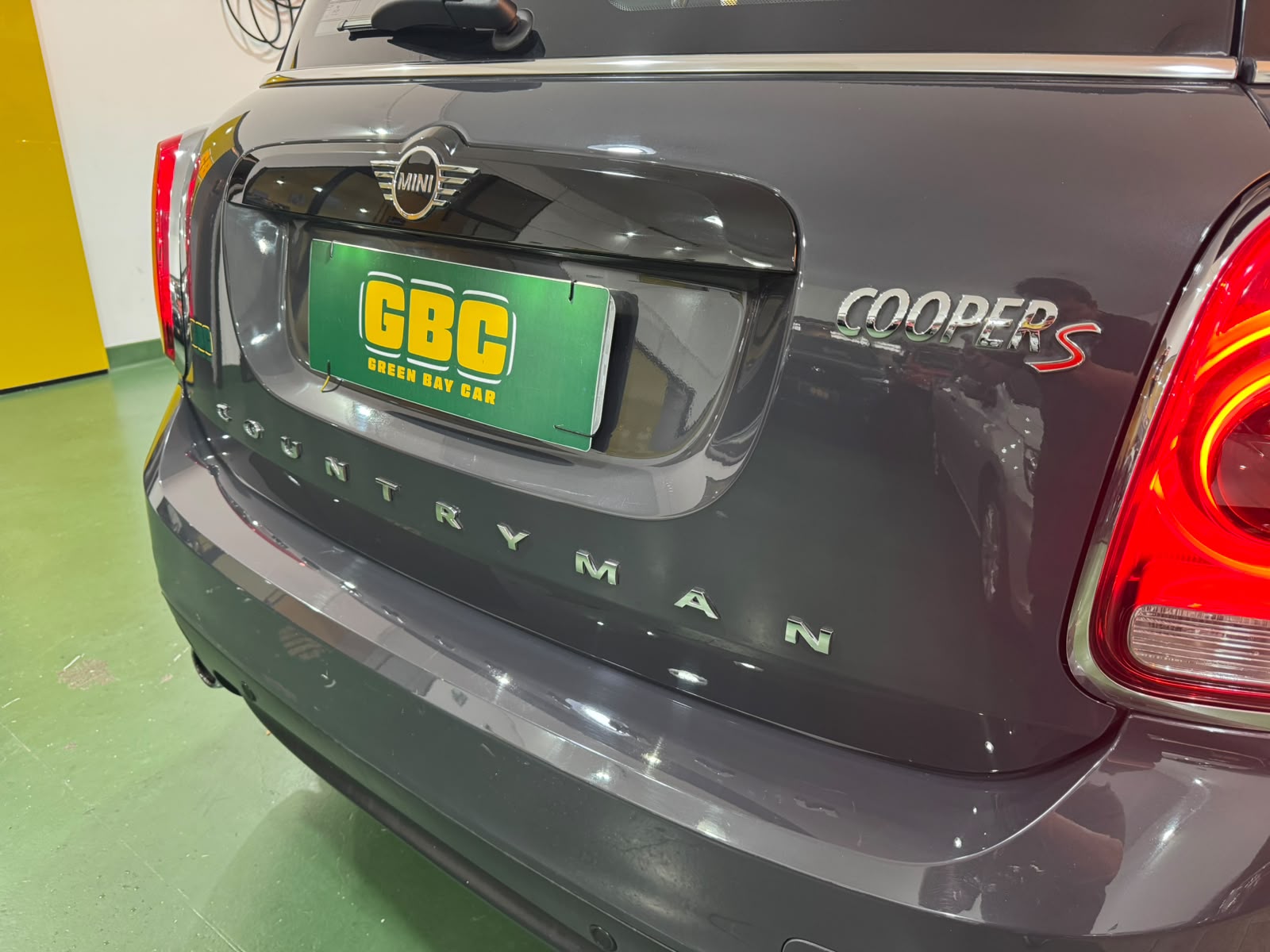 MINI COOPER COUNTRYMAN 2.0 S à venda na GBC Car - foto 18 de 19
