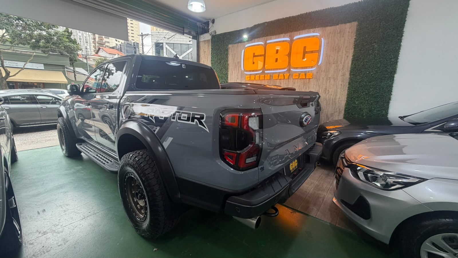 FORD   RANGER  3.0 V6 TURBO GASOLINA RAPTOR 4X4 AUTOMÁTICO à venda na GBC Car - foto 14 de 16