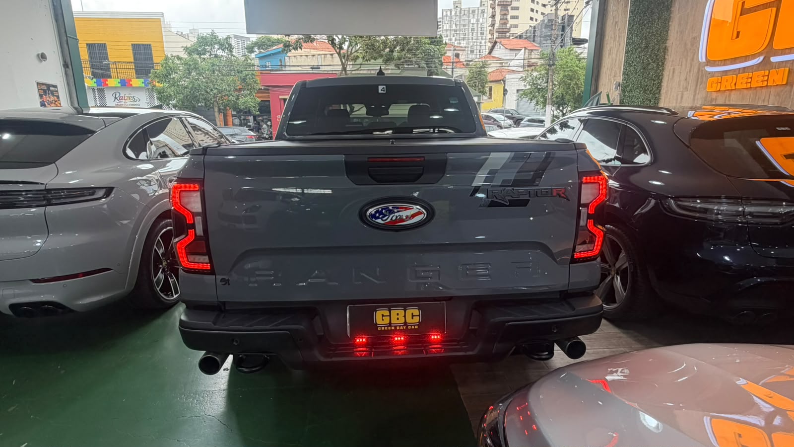 FORD   RANGER  3.0 V6 TURBO GASOLINA RAPTOR 4X4 AUTOMÁTICO à venda na GBC Car - foto 10 de 16
