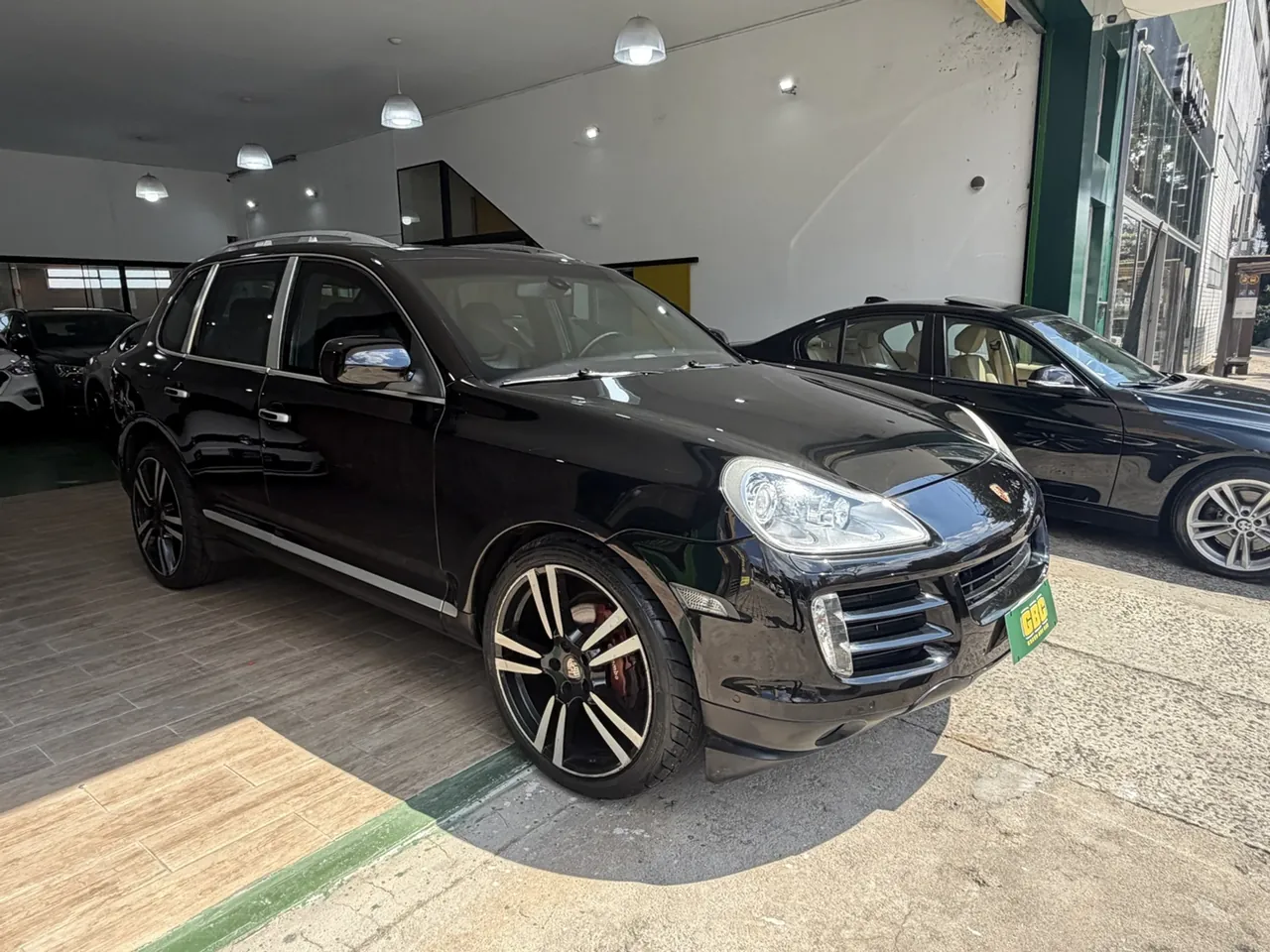 Porsche Cayenne à venda na GBC Car - foto 3 de 8