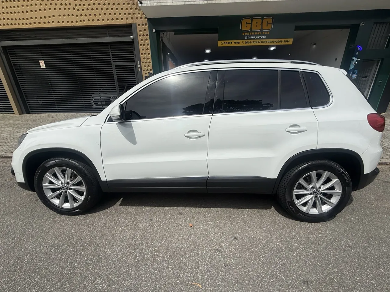 Volkswagen Tiguan à venda na GBC Car - foto 3 de 8