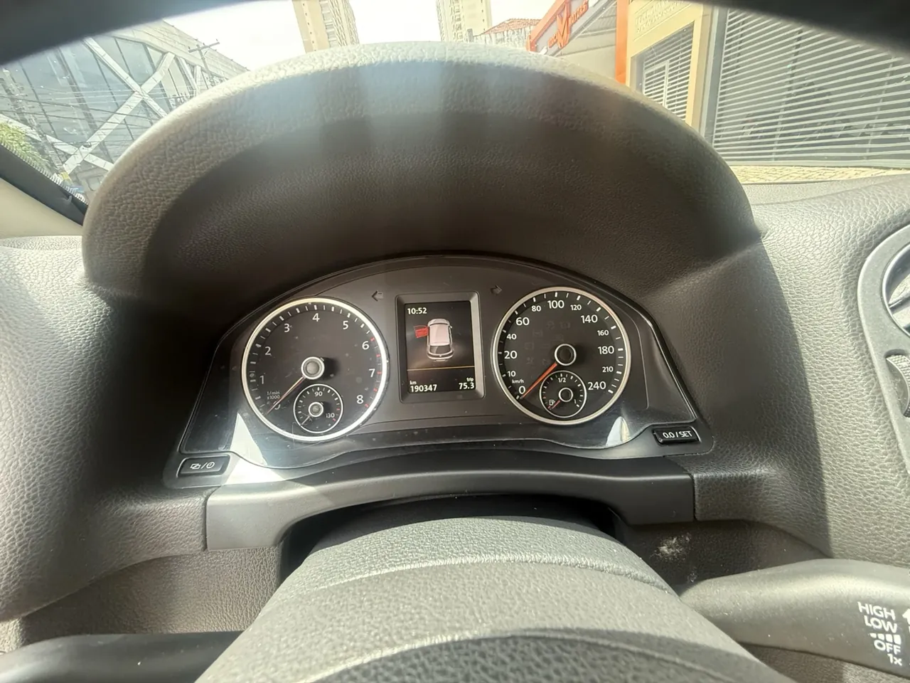 Volkswagen Tiguan à venda na GBC Car - foto 6 de 8