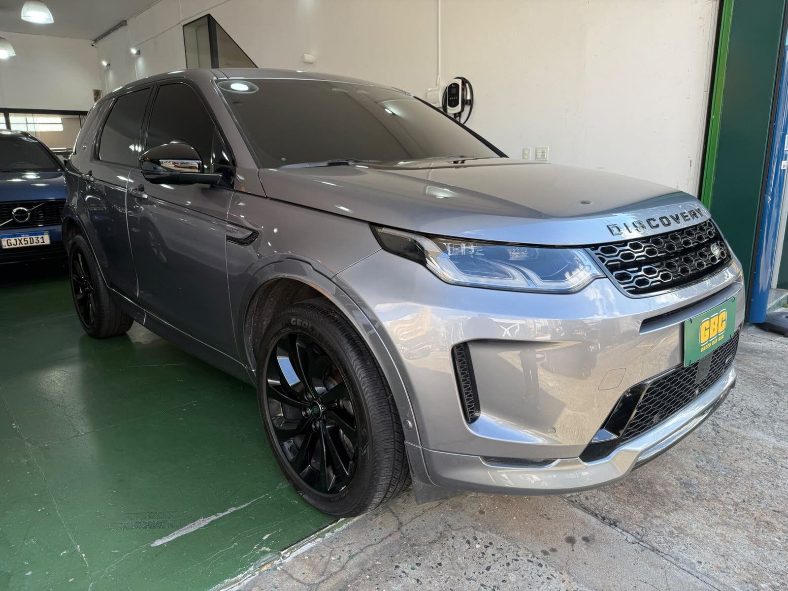 DISCOVERY SPORT 2.0 D200 TURBO DIESEL MHEV R-DYNAMIC SE AUTOMÁTICO à venda na GBC Car - foto 3 de 17
