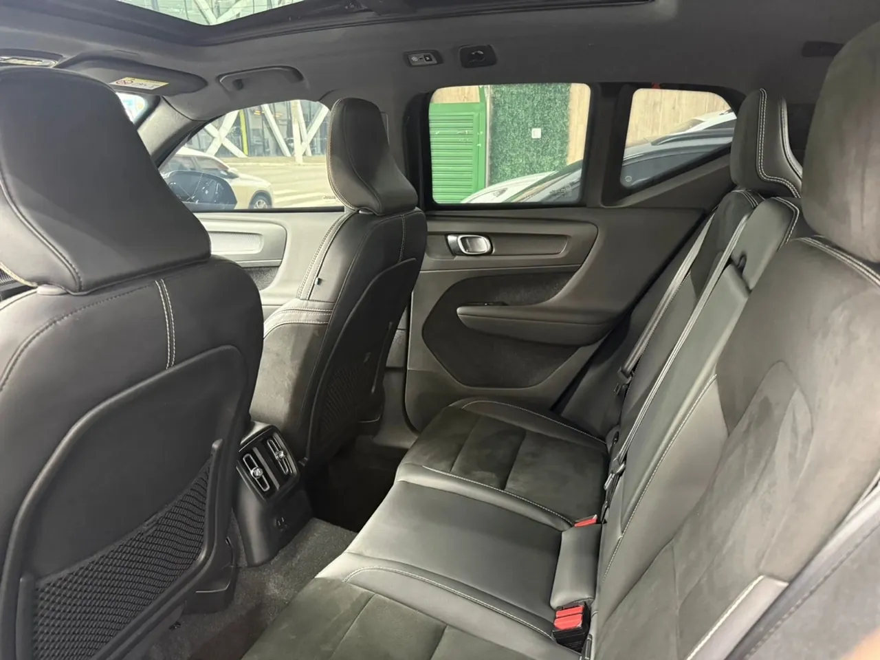 Volvo XC40 à venda na GBC Car - foto 8 de 8