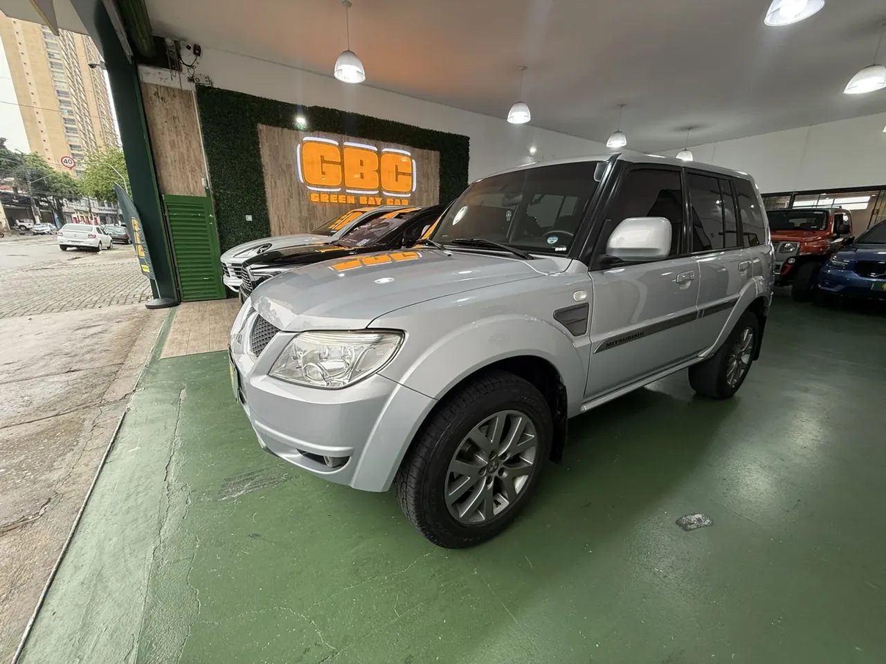 Mitsubishi Pajero TR4 à venda na GBC Car - foto 4 de 8